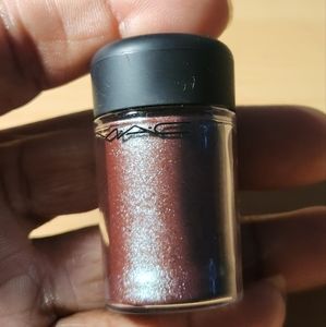 MAC loose pigment @shopgirlmt